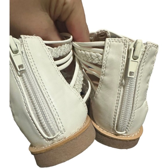 Olive & Edie Remie White Gladiator Strappy Zip Sandals Big Girl Size 1 Youth New - Picture 12 of 16